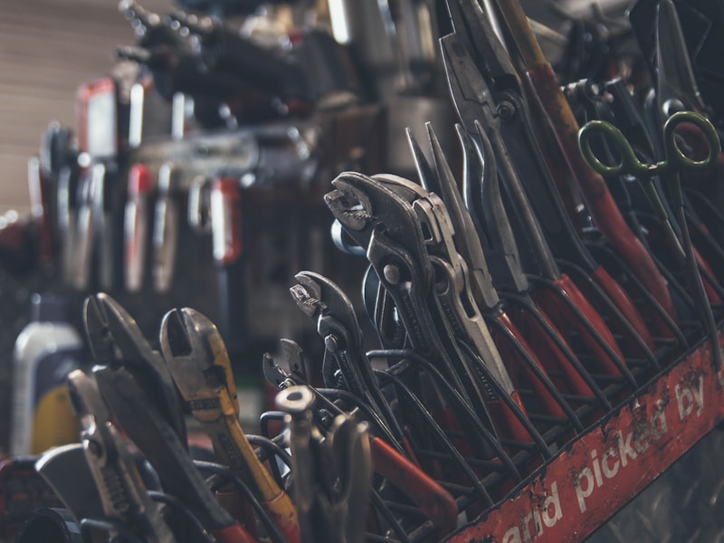 Martelo: Tipos e Técnicas de Uso Correto